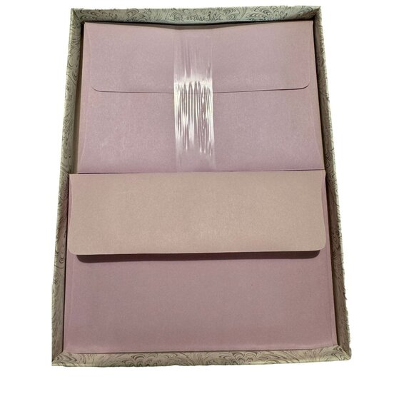 Carlton Cards Floral Stationery Set 30 pages 17 Envelopes 8.5 in by 11 in - Picture 3 of 7